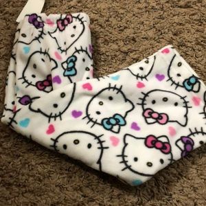 Hello kitty pajama pant.🐱